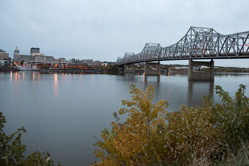 financial advisor in Peoria, Illinois