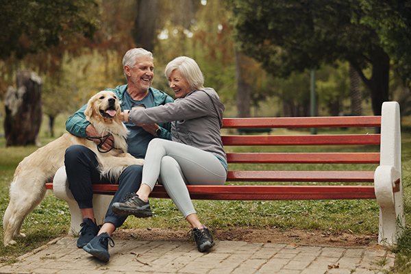 happy retirement couple