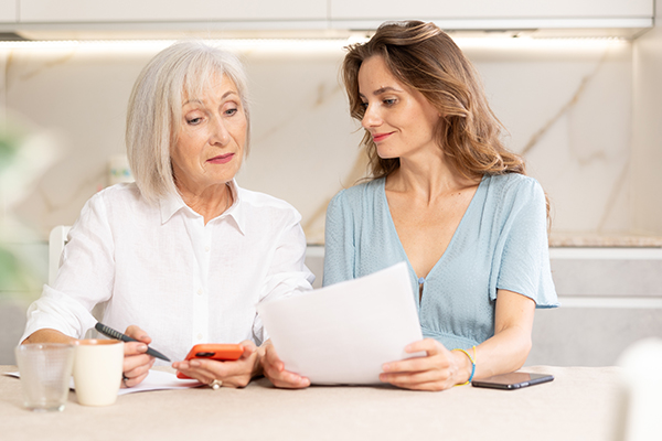 Women with adult children - Joint accounts