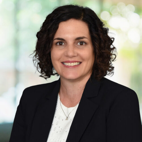 Laura Daly regional manager of client services lincolnshire IL